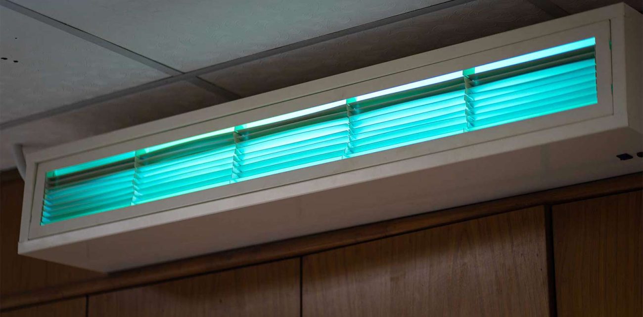 AC-UV-Light